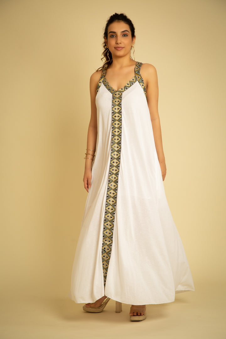 The Sorrento White Lace Maxi