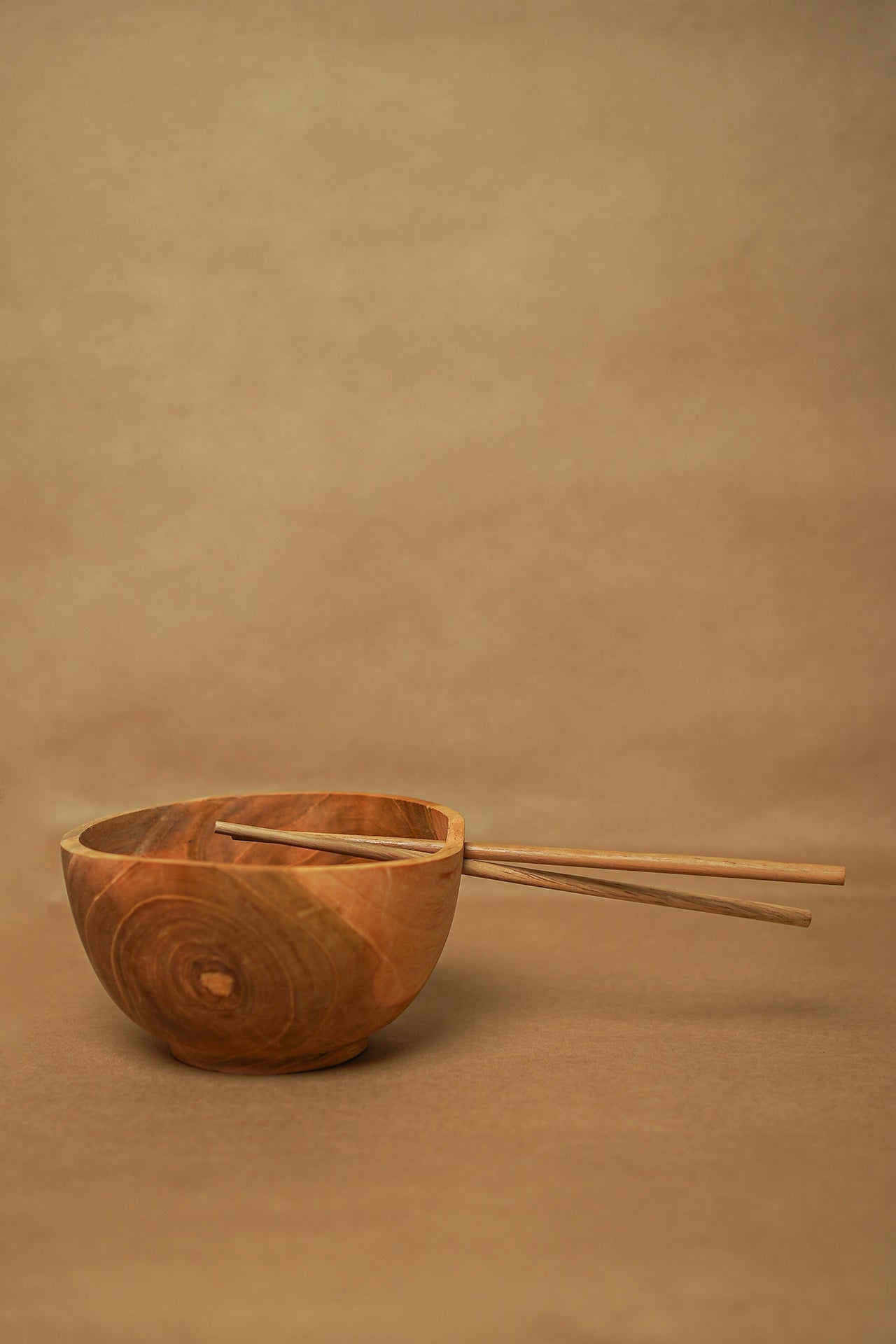 Noodle Bowl with Chopstick Holder