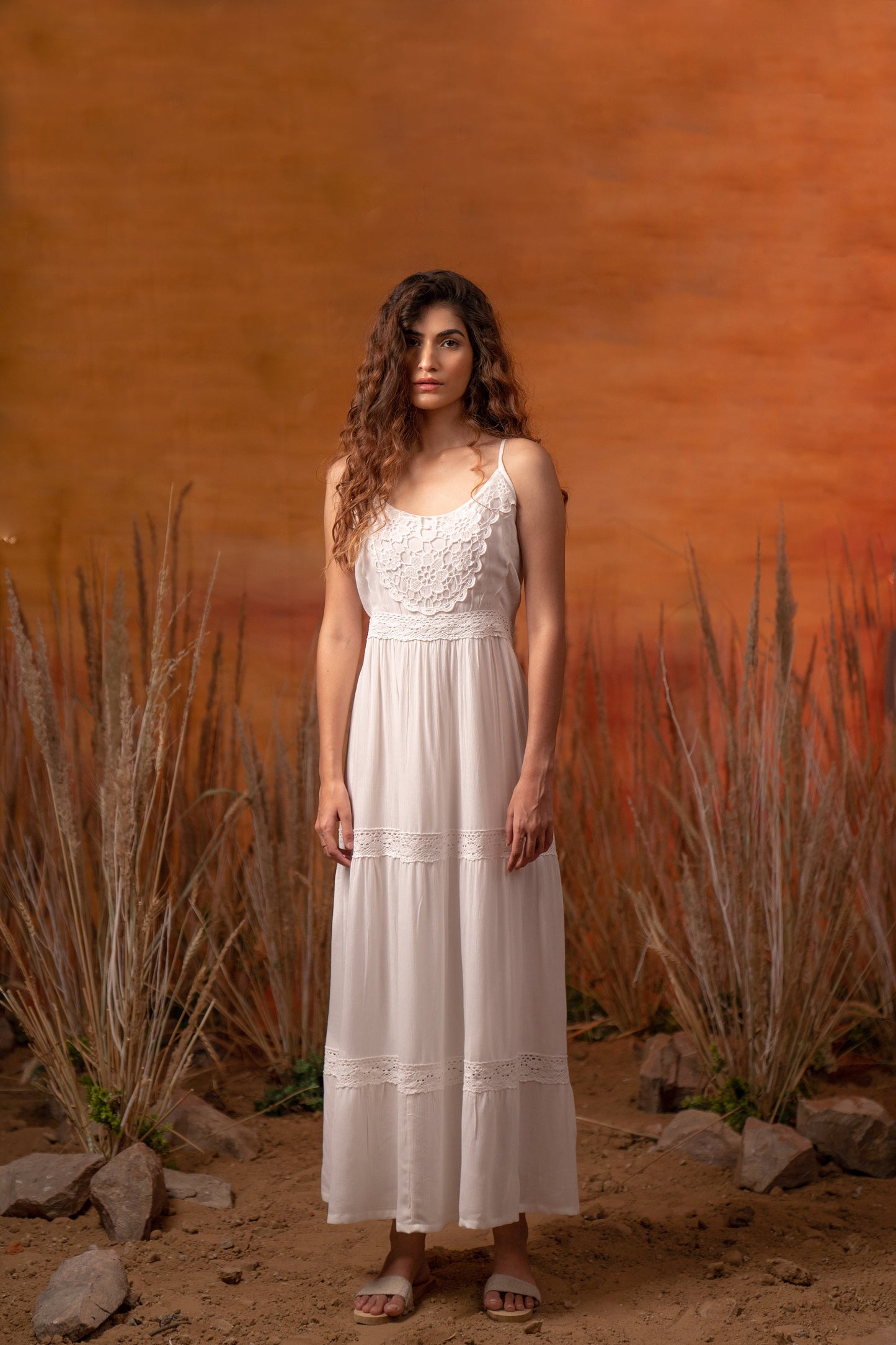 White Lace Maxi - labelreyya